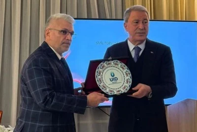 M&uuml;nih Başkonsolosluğu&rsquo;nda Hulusi Akar STK temsilcileriyle buluştu