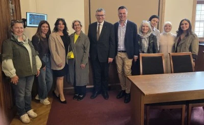 M&uuml;nih Belediye Binası'na anlamlı ziyaret