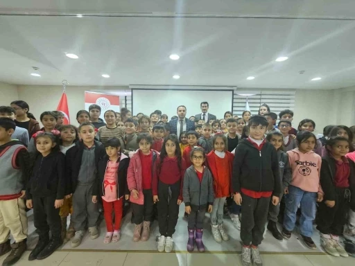 Muradiye&rsquo;de &lsquo;Filistin&rsquo; temalı sinema etkinliği
