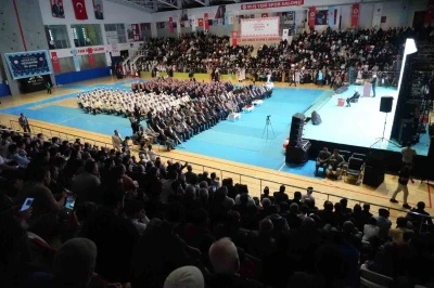 Muş&rsquo;ta hafızlık sevinci: 300 &ouml;ğrenciye icazet verildi
