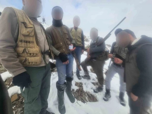 Muş&rsquo;ta ka&ccedil;ak avlanan 4 kişiye 24 bin 744 TL&rsquo;lik ceza
