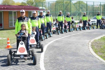 Muş&rsquo;ta &ouml;ğrencilere uygulamalı trafik eğitimi
