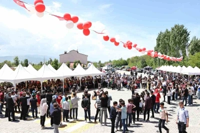 Muş&rsquo;ta "7. Lale Festivali" coşkusu

