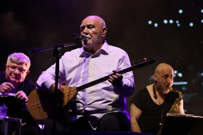 Musa Eroğlu, Nil&uuml;fer Balat Atat&uuml;rk Ormanı&rsquo;nda sahne aldı