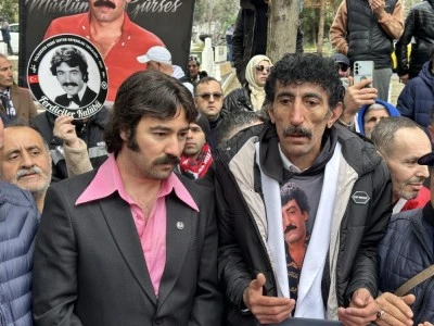 M&uuml;sl&uuml;m Baba'nın &ouml;l&uuml;m yıld&ouml;n&uuml;m&uuml; i&ccedil;in Japonya'dan İstanbul'a geldi