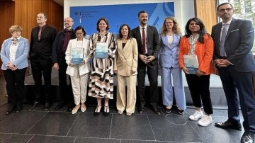 M&uuml;sl&uuml;man d&uuml;şmanlığı Alman halkının b&uuml;y&uuml;k bir b&ouml;l&uuml;m&uuml;nde yaygın