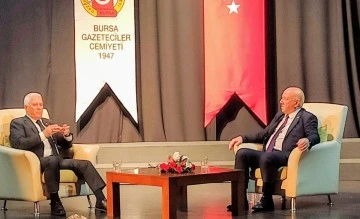 Mustafa Bozbey, Bursa Gazeteciler Cemiyeti'nin d&uuml;zenlediği programda Bursaspor'un geleceği hakkında sorulan soruları cevapladı