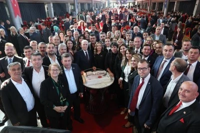 Mustafa Bozbey: Muhtarımızın karnesi &lsquo;pekiyi&rsquo; olursa bizim de karnemiz &lsquo;pekiyi&rsquo; olur