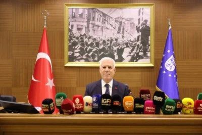 Mustafa Bozbey: "Bursa'yı geleceğe hazırlıyoruz"