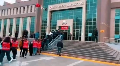 M&uuml;stehcen i&ccedil;erikli şantaj tuzağı