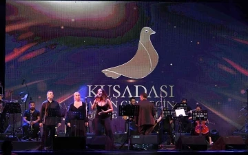 M&uuml;ziğin kalbi Kuşadası&rsquo;nda attı
