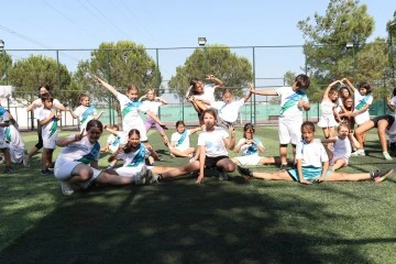 Bursa Nil&uuml;fer Belediyesi Yaz Spor Okulları&rsquo;na 7 bin 500 &ouml;ğrenci katıldı&nbsp;  &nbsp;