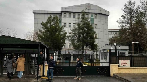 Narin G&uuml;ran cinayeti davası &uuml;&ccedil;&uuml;nc&uuml; g&uuml;n&uuml;nde devam ediyor
