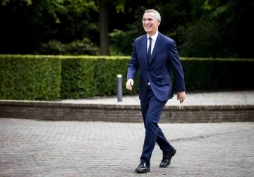 NATO Genel Sekreteri Stoltenberg&rsquo;in g&ouml;rev s&uuml;resi 1 yıl daha uzatıldı
