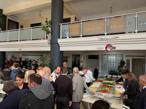 Nazilli protokol&uuml; dayanışma kahvaltısında bir araya geldi
