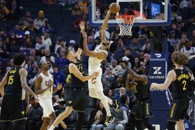 NBA&rsquo;de son &ccedil;eyrek final eşleşmesi Detroit- Cleveland oldu