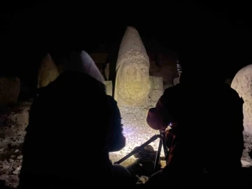 Nemrut Dağı&rsquo;nda meteor yağmurunun g&ouml;rsel ş&ouml;leni
