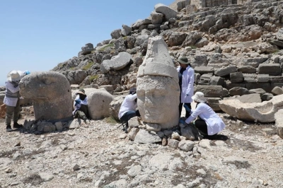 Nemrut&rsquo;un Dev Taşlarına Can Veren Tarihi Dokunuş