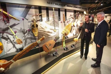 New England Konservatuvarı enstr&uuml;manları m&uuml;zede sergileniyor
