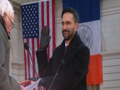 New York&rsquo;un M&uuml;sl&uuml;man Belediye Başkanı Zohran Mamdani, yemin ederek g&ouml;reve başladı