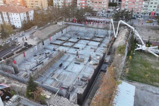 Niğde&rsquo;de 375 izleyici kapasiteli spor salonunun temeli atıldı
