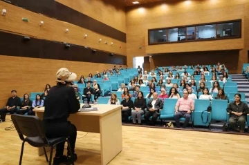 Niğde&rsquo;de &rsquo;Eğitim, K&uuml;lt&uuml;r ve Sanat S&ouml;yleşileri&rsquo; yapıldı
