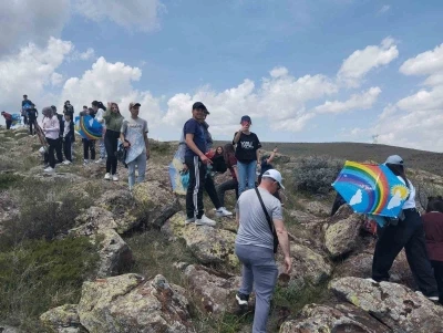 Niğde&rsquo;de &ouml;ğrenciler gen&ccedil;lik y&uuml;r&uuml;y&uuml;ş&uuml; yaptı

