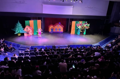 Niloya S&uuml;rpriz Yumurta M&uuml;zikali ile 8 Farklı Şehirde 17 Seansla Sahnede Olacak