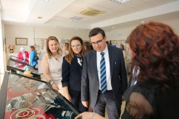 NİLSEM&rsquo;li kadınların eserleri g&ouml;z doldurdu