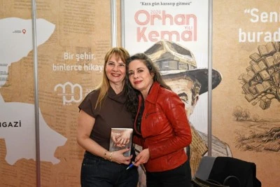 Nil&uuml;fer A&ccedil;ıkalın 'Delice' kitabının detaylarını Bursalılarla paylaştı