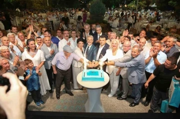 Nil&uuml;fer ailesi 36. yaşını kutladı
