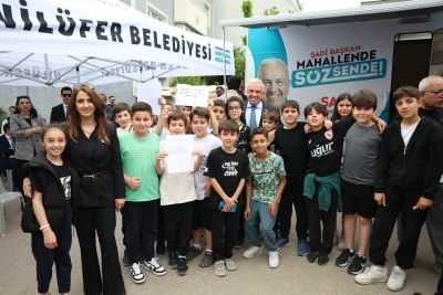 Nil&uuml;fer Belediye Başkanı Şadi &Ouml;zdemir, vatandaşların imar sorunlarını dinledi