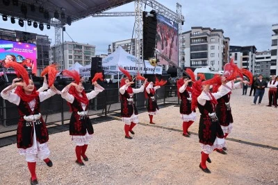 Nil&uuml;fer Belediyesi Balkan Panayırı renkli g&ouml;r&uuml;nt&uuml;lerle sona erdi