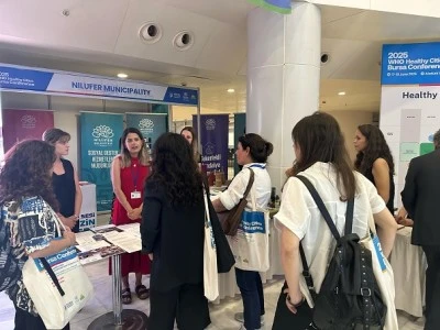 Nil&uuml;fer Belediyesi D&uuml;nya Sağlık &Ouml;rg&uuml;t&uuml; Konferansı&rsquo;nda &ccedil;alışmalarını paylaştı
