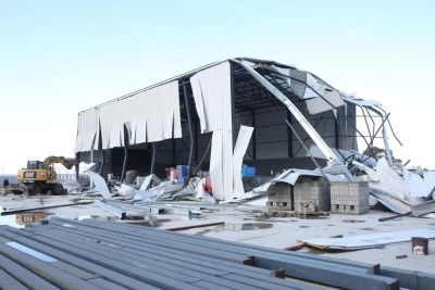 Nil&uuml;fer Belediyesi ka&ccedil;ak yapıları tek tek yıkıyor