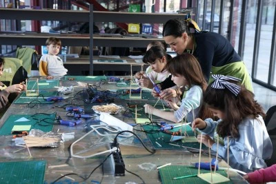 Nil&uuml;fer Belediyesi'nde &ccedil;ocuklar hem eğleniyor hem &ouml;ğreniyor! 