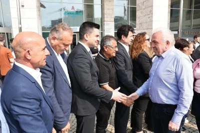 Nil&uuml;fer Belediyesi&rsquo;nde geleneksel bayramlaşma