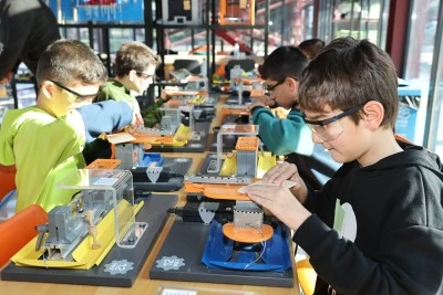 Nil&uuml;fer Belediyesi&rsquo;nden &ccedil;ocuklara yarıyıl hediyesi