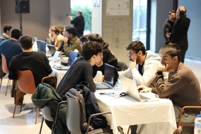 Nil&uuml;fer Belediyesi'nden gen&ccedil;lere y&ouml;nelik 'Yazılım Kampları" 