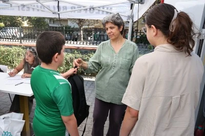Nil&uuml;fer Belediyesi'nden &ouml;ğrencilere kırtasiye desteği