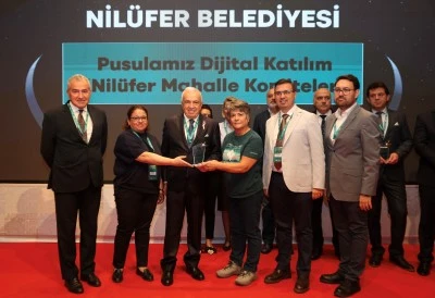 Nil&uuml;fer Belediyesi'nin sosyal belediyecilik &ccedil;alışmalarına uluslararası &ouml;d&uuml;ller