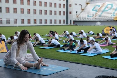 Nil&uuml;fer Belediyesi ve Hindistan Başkonsolosluğu iş birliğiyle yoga
