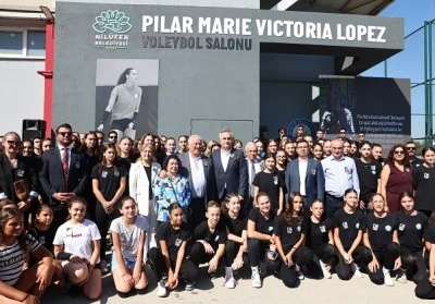 Nil&uuml;fer Belediyesi voleybolcu Pilar Marie Victoria Lopez'i unutmadı