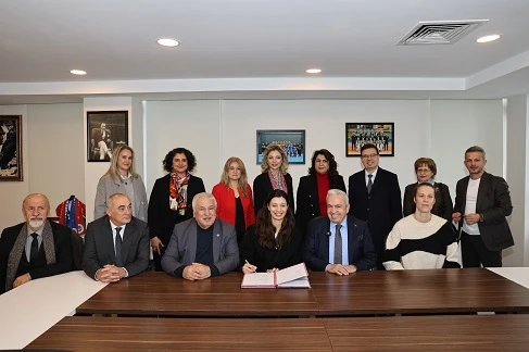 Nil&uuml;fer Belediyespor Eker'e orta ve sma&ccedil;&ouml;r takviyesi