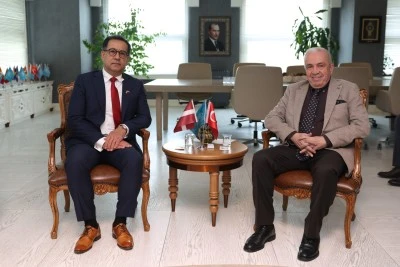 Nil&uuml;fer'de Bursa-Letonya ilişkileri ele alındı