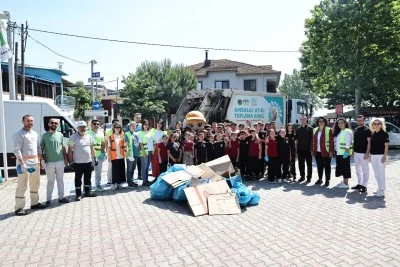 Nil&uuml;fer&rsquo;de &ccedil;evre etkinlikleri G&ouml;lyazı&rsquo;da &ldquo;&Ccedil;evreci Eller&rdquo; ile başladı