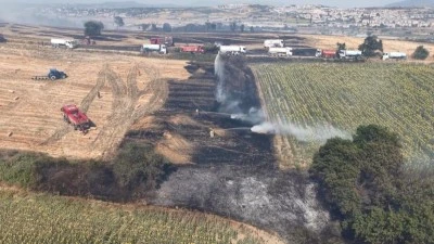 Nil&uuml;fer'de &ccedil;ıkan yangın kontrol altına alındı