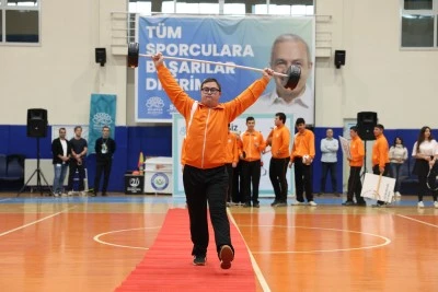 Nil&uuml;fer&rsquo;de engeller sporla aşıldı