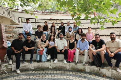 Nil&uuml;fer&rsquo;de Gen&ccedil;lik Buluşması