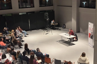 Nil&uuml;fer&rsquo;de Howard S. Becker konuşuldu